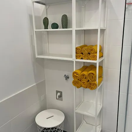 Messe Amelie Apartment *