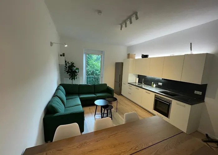 Messe Amelie * Грац